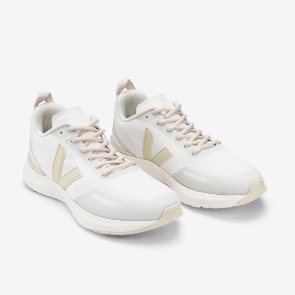 Veja Mens Impala running sneakers trainers white Eggshell sz 40 US 9 - Picture 1 of 11